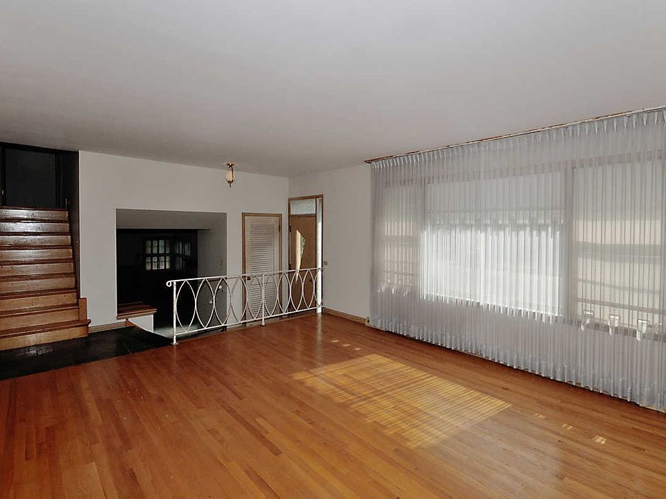 Living Room 2nd View