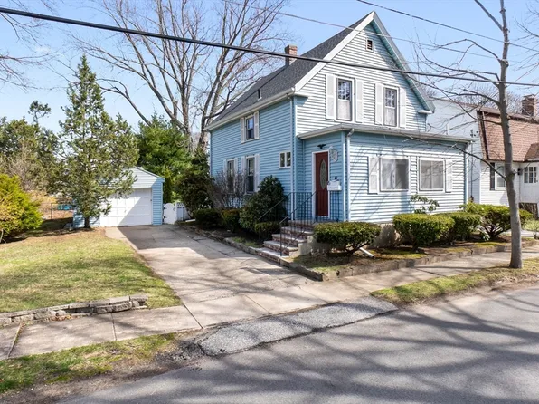 34 Martinack Ave, Peabody, MA 01960