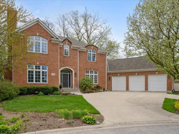 1701 Kendale Dr, Glenview, IL 60025