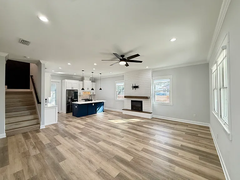 506 E Mohawk Ave — Photo 8