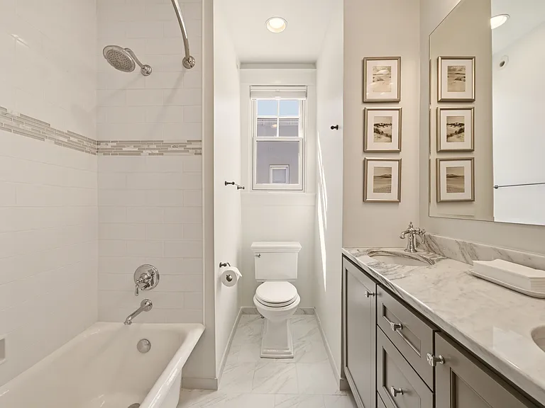 5168 Fulton St NW — Photo 13