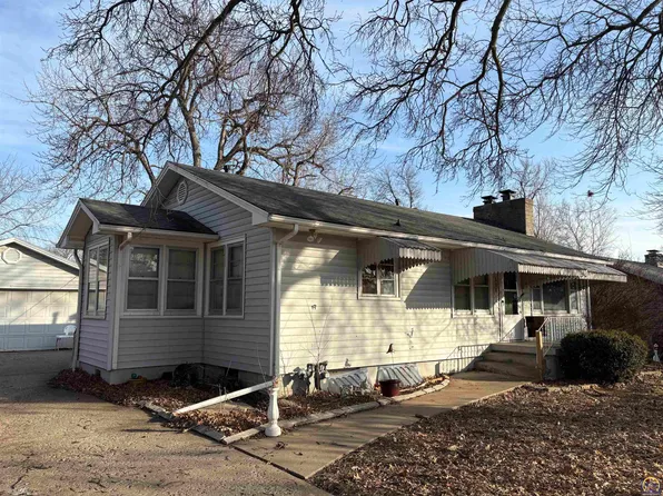 3006 SE Indiana Ave, Topeka, KS 66605