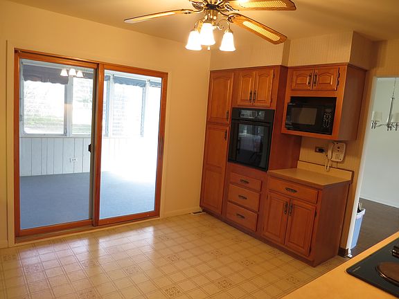 2nd image of 6425 Taylor Dr