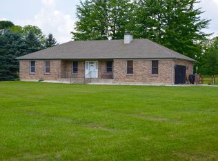 23787 Mountain Meadows Dr, Lawrenceburg, IN 47025