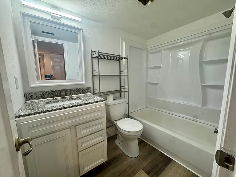 12403 Oak Cedar Pl #202 — Photo 10