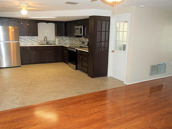 5th image of 3130 Fairmount Dr