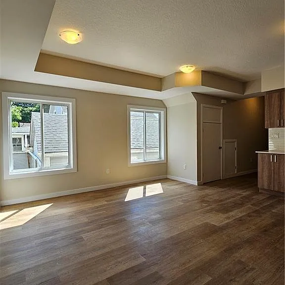 721 Dolph St N #1 — Photo 7
