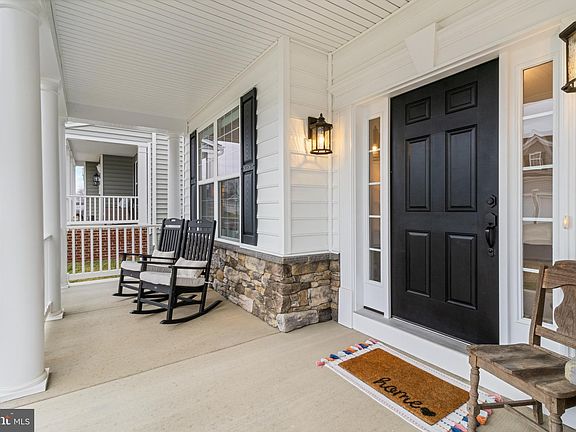 2nd image of 25022 Meadowlark Ct