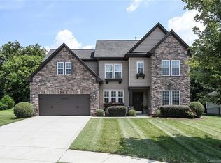 10111 Loch Lomond Dr, Charlotte, NC 28278