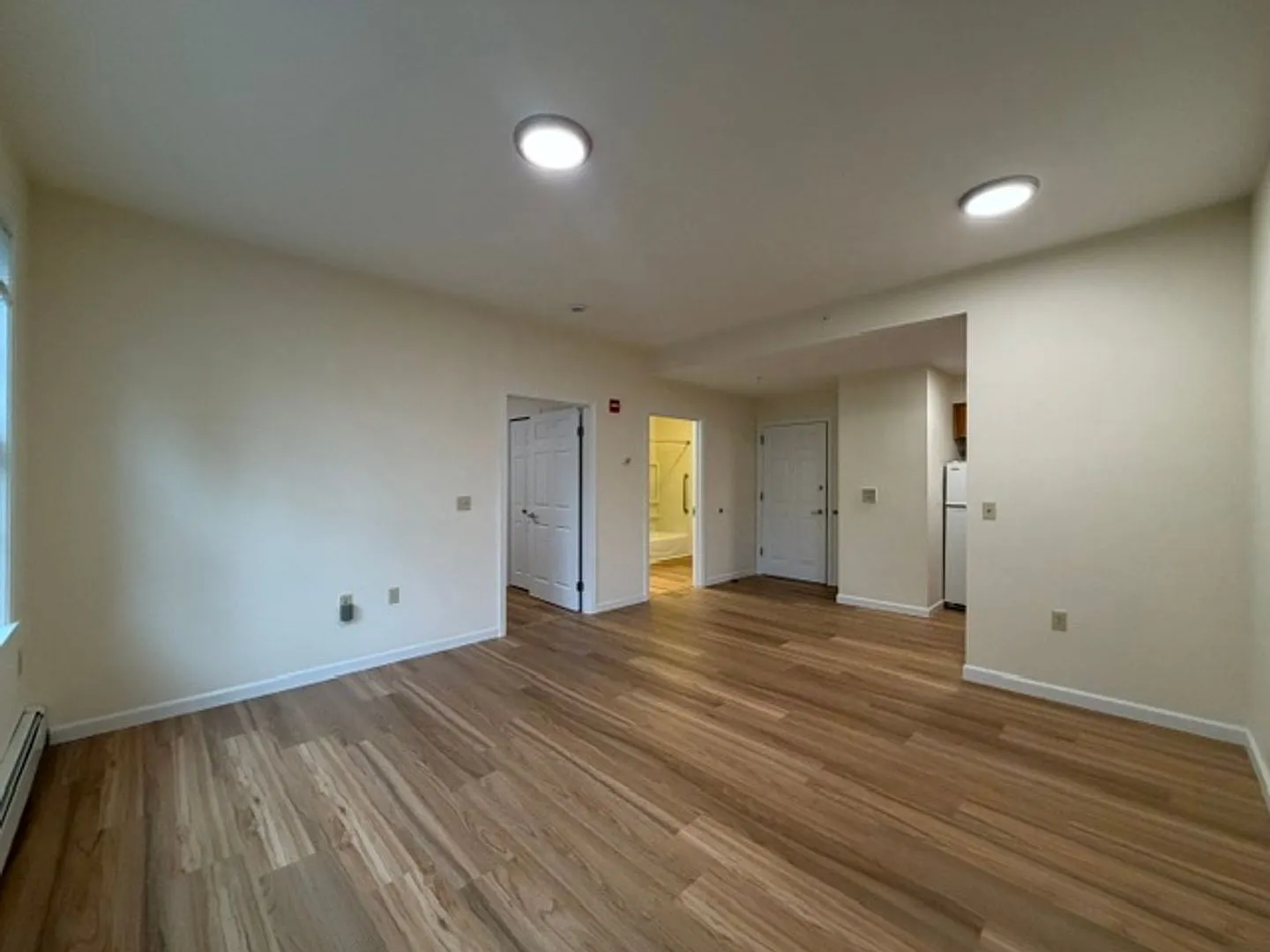 Howell House — Photo 4