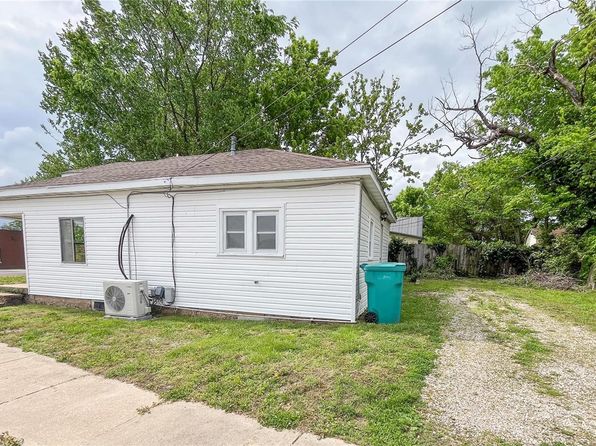 230 S Church St, Sullivan, MO 63080