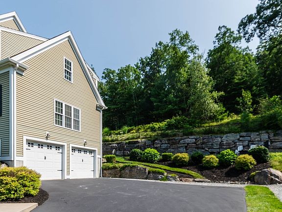 5th image of 493 Taylor Rd