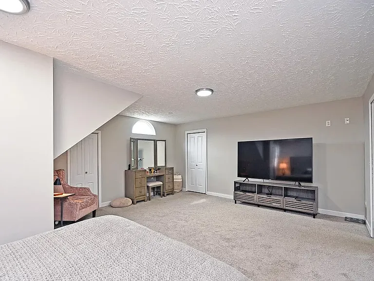 7545 Hyatts Ln — Photo 7