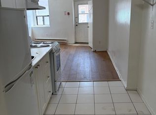 2863 Dundas St W #2, Toronto, ON M6P 1Y9