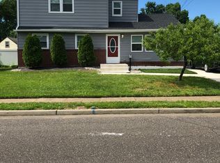 1 Boswell Rd, Marlton, NJ 08053