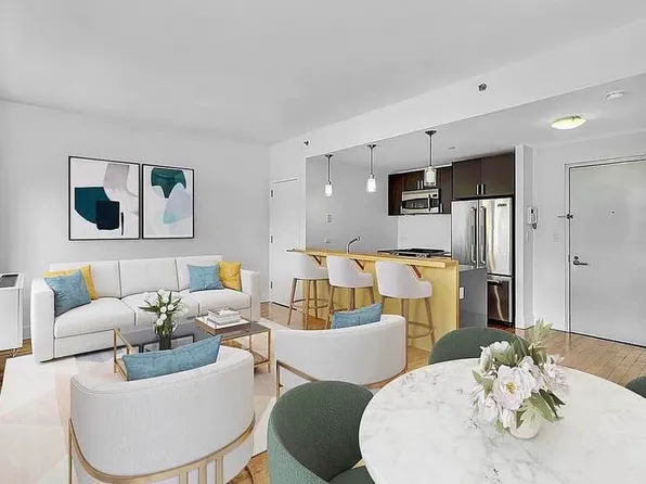 229 North 8th Street image 1 of 7