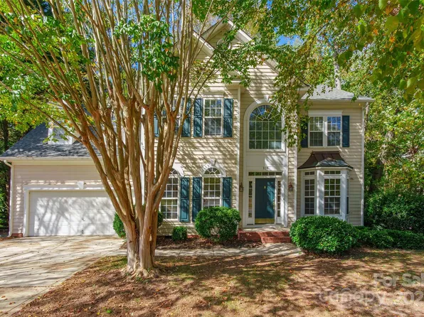 116 Doby Creek Ct, Fort Mill, SC 29715