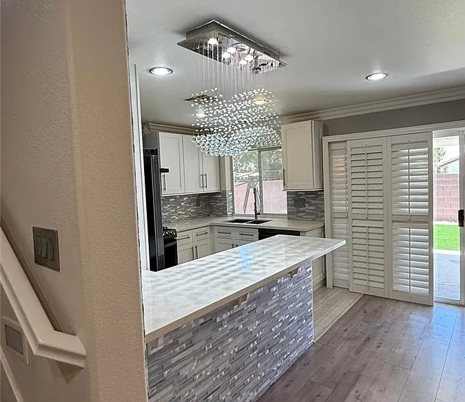10087 Yellow Canary Ave — Photo 28