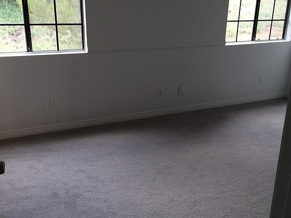 2nd image of 803 Tamayo Dr APT 2