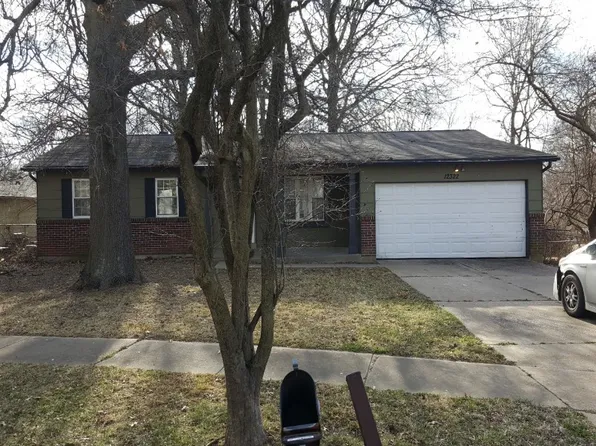 12322 Spanish Pond Rd, Saint Louis, MO 63138