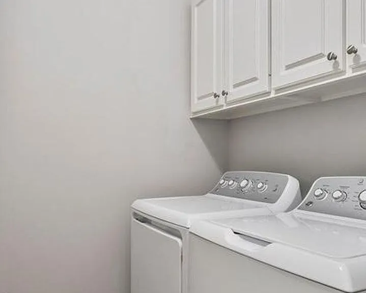 313 E Buttonwood Ln — Photo 22