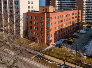 7355 S South Shore Dr APT 105, Chicago, IL