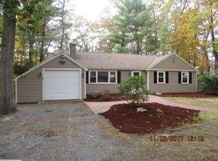 312 Colonel Hunt Dr, Abington, MA 02351