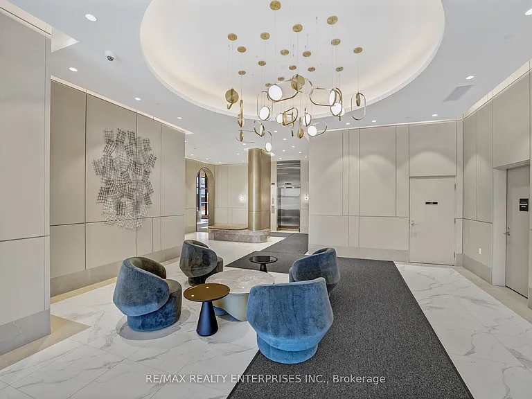1415 Dundas St E #511 — Photo 3