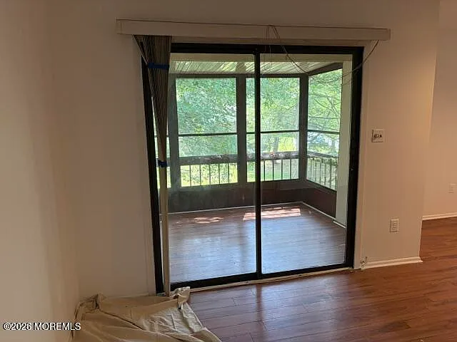 171 Amberly Dr #H — Photo 35