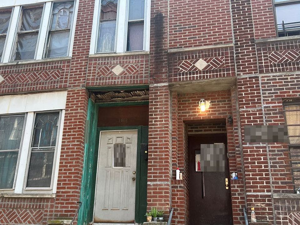 2nd image of 1610 Lincoln Pl