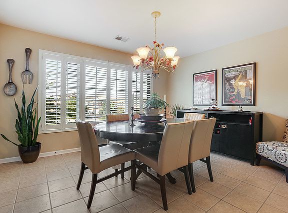 4th image of 2305 Medinah Ct #B