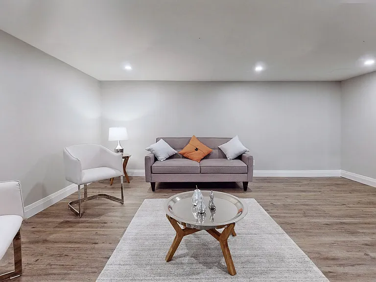440 Cumberland St — Photo 13