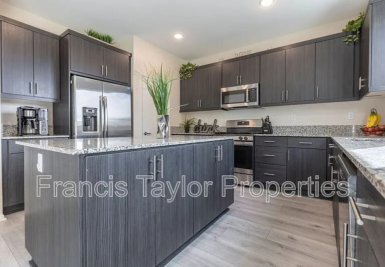 277 Hass Ln — Photo 9