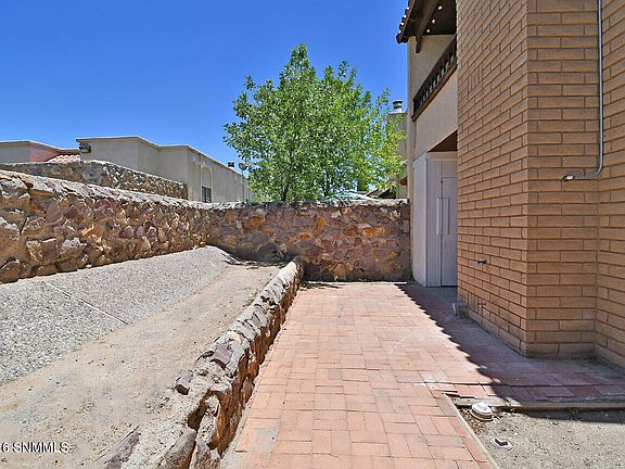 5th image of 2930 Claude Dove Dr APT 2