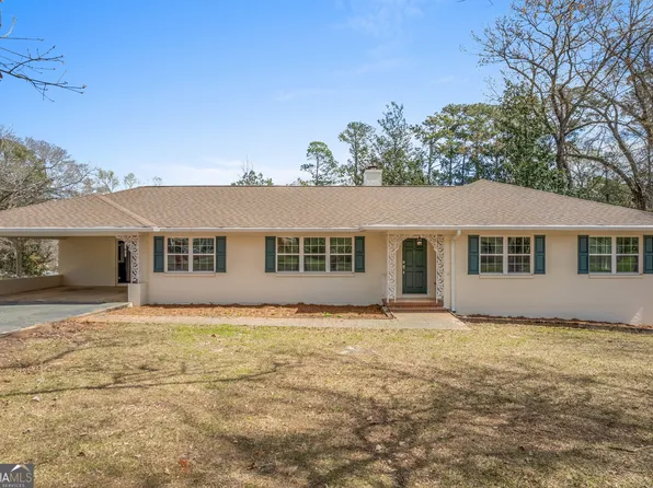 223 Richmond St, Sandersville, GA 31082