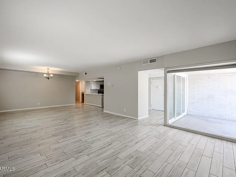 351 E Thomas Rd #D201 — Photo 12