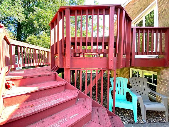 4th image of 2869 Glenvale Dr