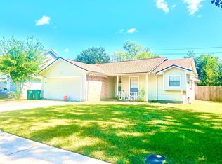 6134 Ghana Ln, Pasadena, TX 77505