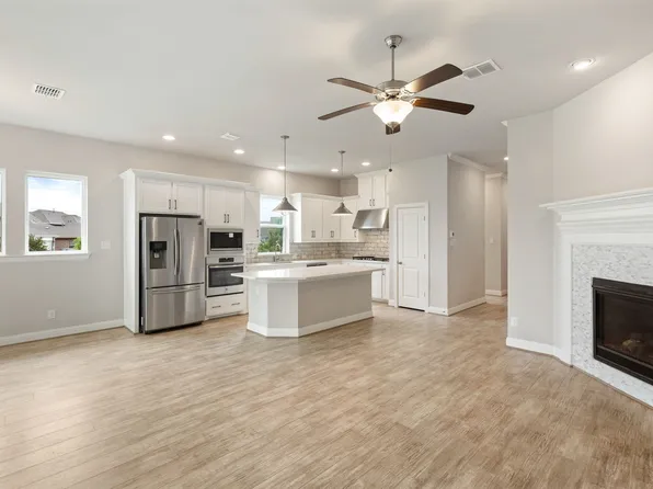 8900 Homestead Blvd, Rowlett, TX 75089
