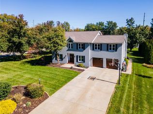 246 Iraquois Dr, New Castle, PA