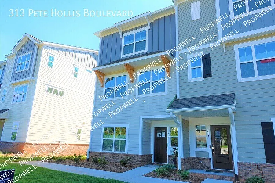 3 bed, 3.5 bath, 2050 sqft, $2,950 — Photo 1