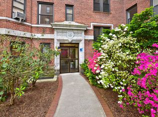 11 Alden Rd APT 2E, Larchmont, NY 10538