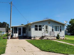 2240 21st St SW, Mason City, IA 50401