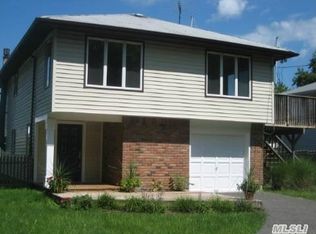 50 Milland Dr, Northport, NY 11768