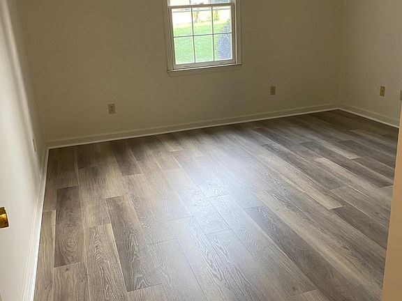 5th image of 936 Grand Arbre Dr #936