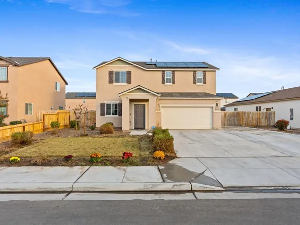 1854 E Gum Ave, Reedley, CA 93654