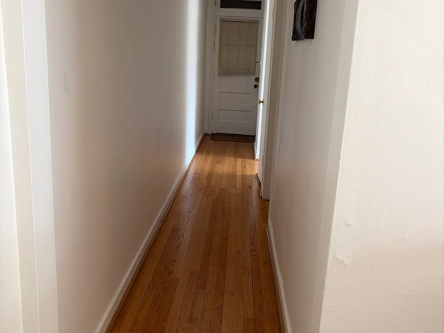 2 bed, 800 sqft, $1,700 — Photo 2