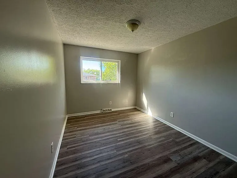 797 Babbitt Rd #20 — Photo 18