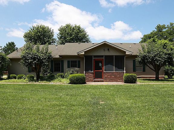 2nd image of 185 Dusty Ln