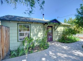 399 N Laurel St, Ashland, OR 97520